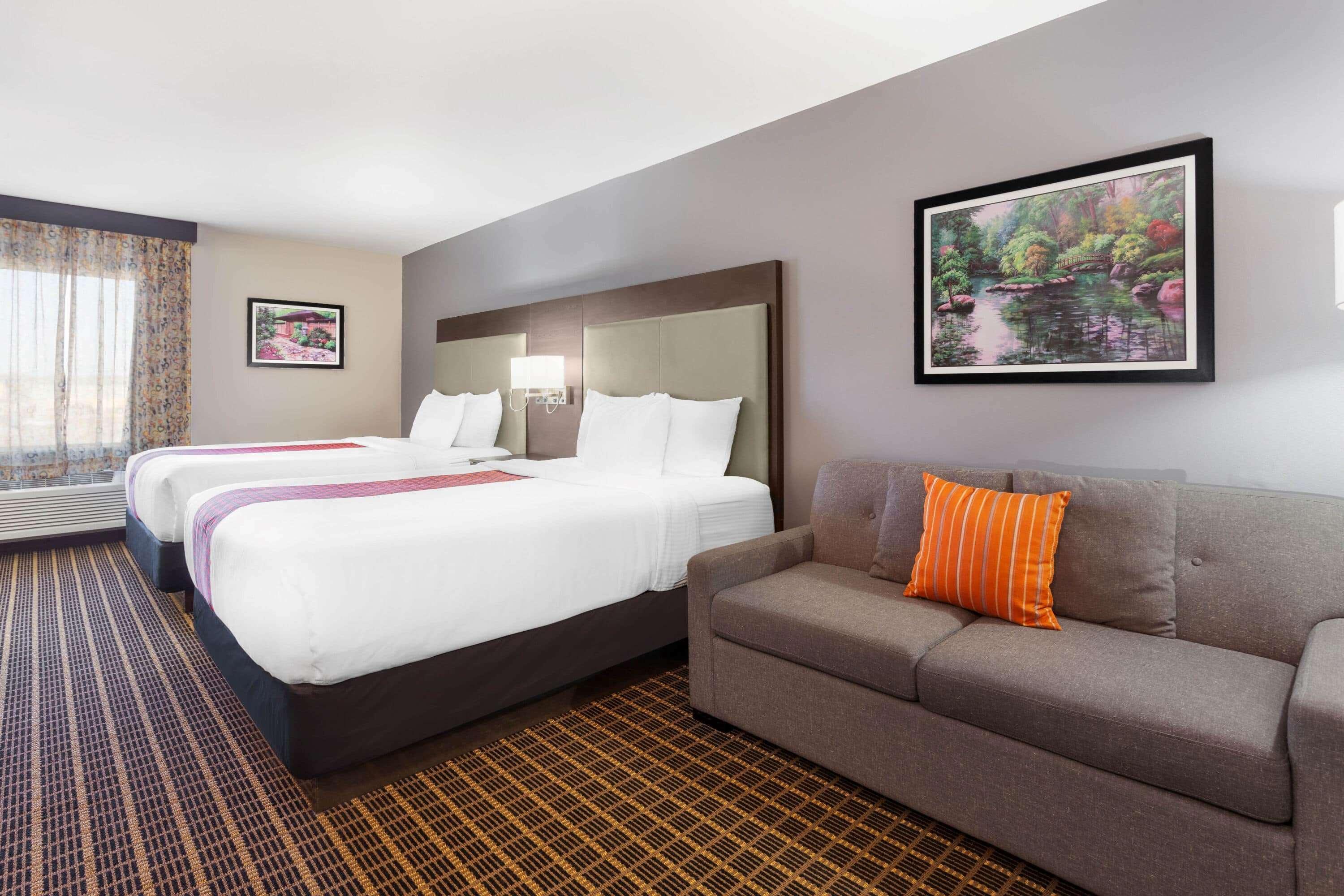 La Quinta By Wyndham Rockford Hotel Bagian luar foto