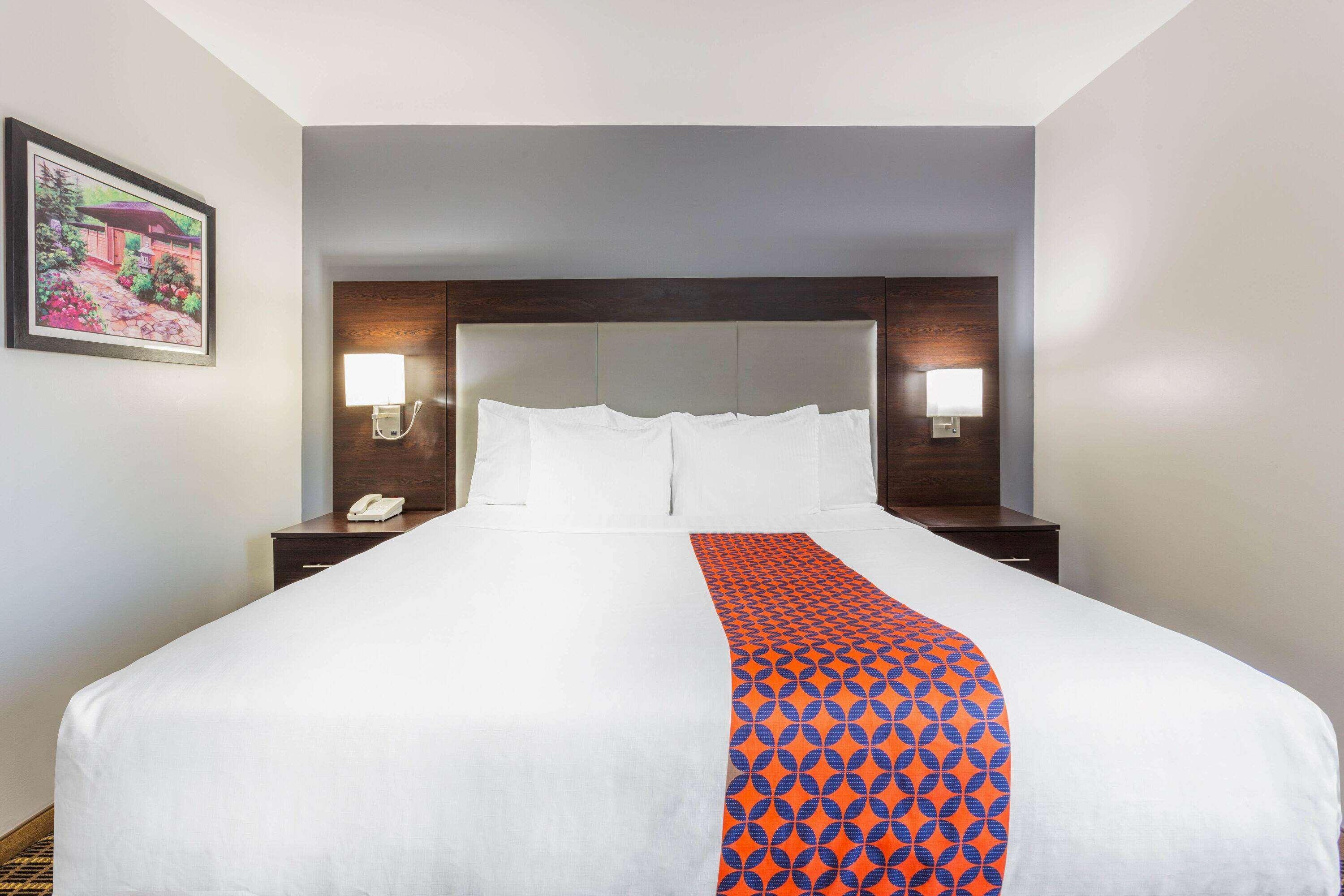 La Quinta By Wyndham Rockford Hotel Bagian luar foto