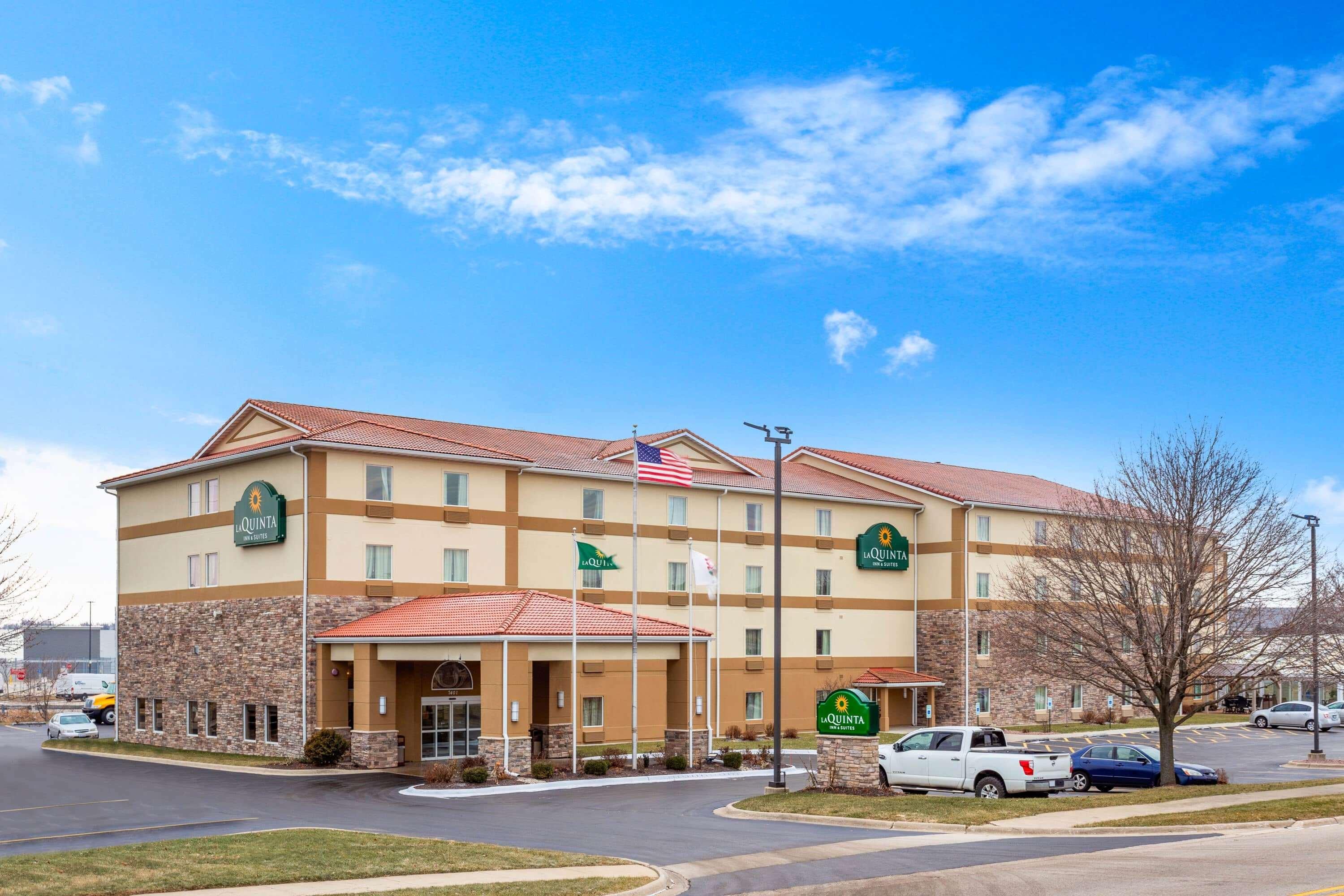 La Quinta By Wyndham Rockford Hotel Bagian luar foto